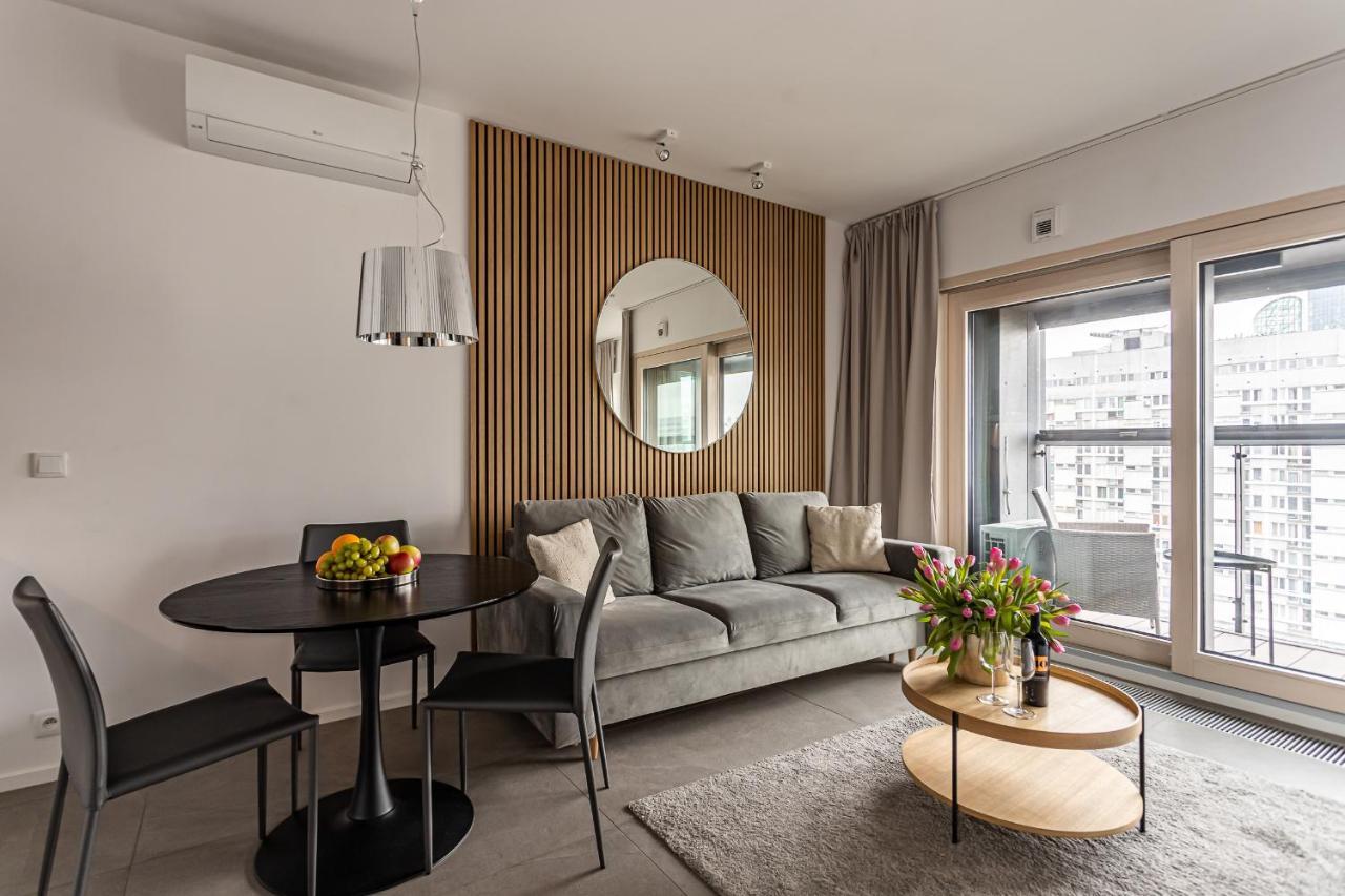 Apartamento Mennica Ii Varsovia